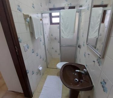 Lazaro House | Casa com Jacuzzi aquecida praia do Lazaro