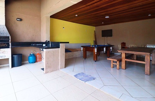 Parque Oasis House | Casa com lazer e Wi-Fi perto da praia em Peruíbe