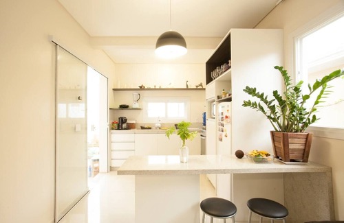 Cachoeira do Bom Jesus House | Casa com Piscina em Condomínio a 900m da Praia!