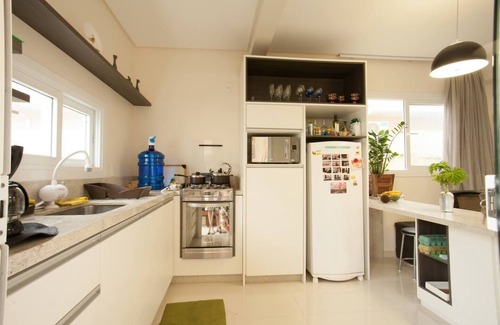 Cachoeira do Bom Jesus House | Casa com Piscina em Condomínio a 900m da Praia!