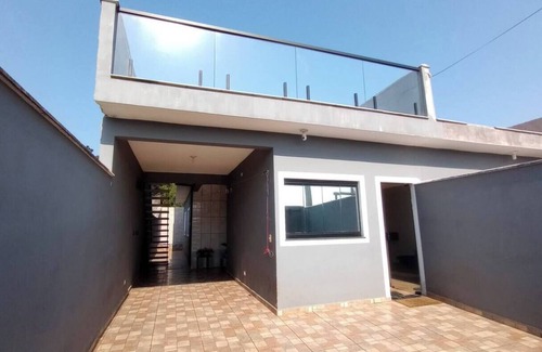 Peruibe House | Casa com Piscina de Hidromassagem Peruíbe SP