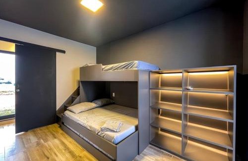 Paranapanema House | Casa com piscina e acesso ao clube Riviera