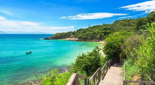 Marina House | Casa com piscina e doca privada | Búzios Aretê