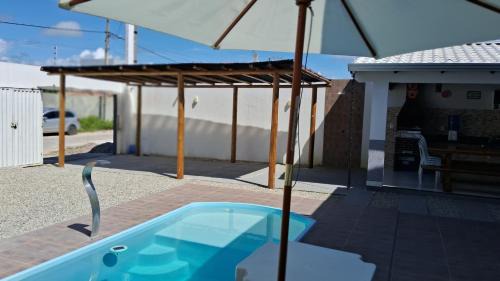 Prado House | Casa com piscina e espaço gourmet a 30m da praia!
