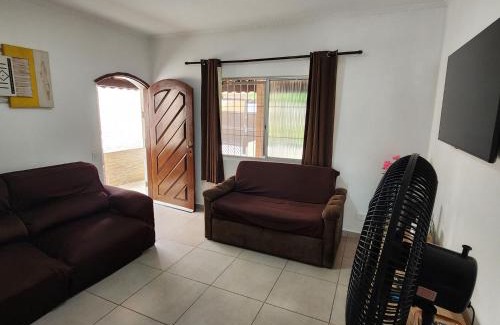 Jardim Praia Grande House | Casa com piscina e Wi Fi em Mongagua SP