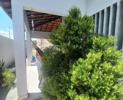 Cacari House | Casa com piscina em área nobre