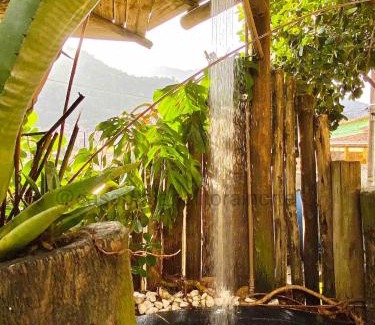 Centro House | Casa com piscina em São Sebastião-SP