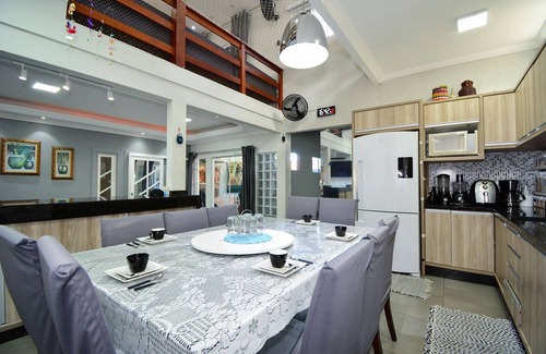 Alto Ribeirao Leste House | Casa com Piscina no Ribeirão da Ilha