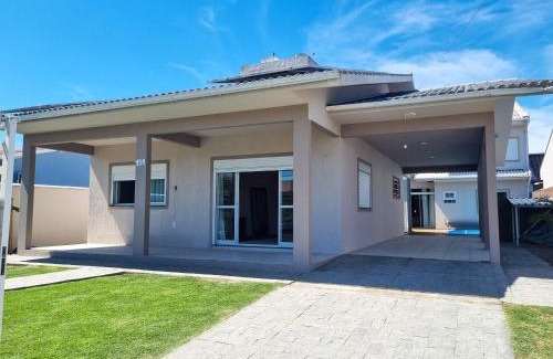 Praia do Sonho House | Casa com piscina na Praia do Sonho