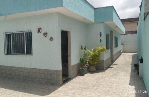 Itanhaem House | Casa com Piscina na Praia Morada do Sol