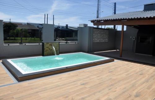 Capao da Canoa House | Casa Com Quatro Dormitórios Pertinho Do Mar Em Capão Da Canoa