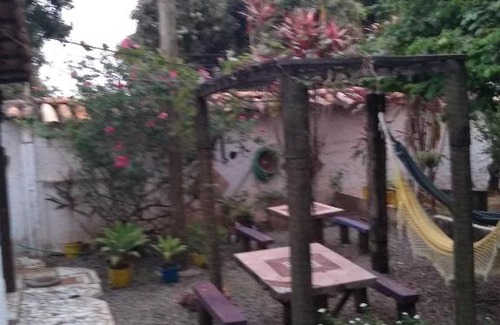 Paracatu House | Casa com suíte, coz., varanda e Quintal.CENTRO HISTÓRICO.