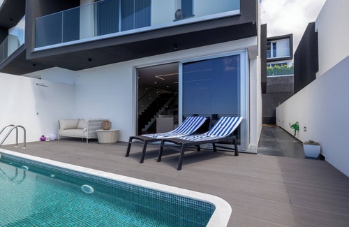 Santa Luzia House | Casa com Vista Fabulosa Sobre a Baía do Funchal, a 5mt