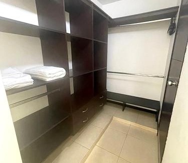 Palmira Apartment | Casa completa con Aire Acondicionado, Calentador de Agua & Garaje privado