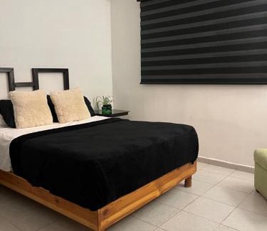Torreon House | Casa completa y equipada 4 habitaciones 6 camas asador y juguetes para niños A 10 minutos de parques industriales, clínicas 71 y 16 del IMSS y del ISSSTE juegos Arcade