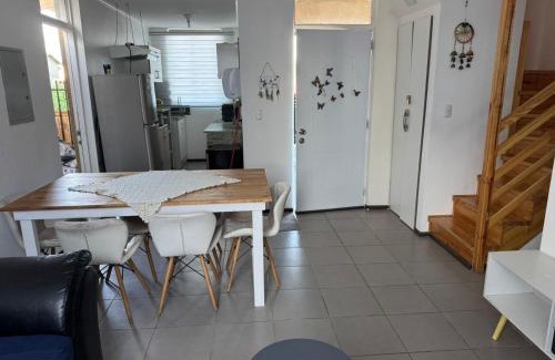 Linares House | Casa con estacionamiento linares
