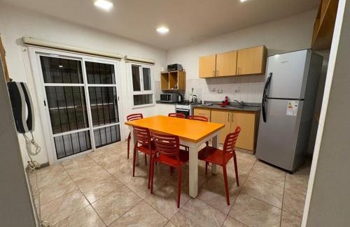 Zona Granja House | Casa con Garage Puerto Iguazú, zona residencial