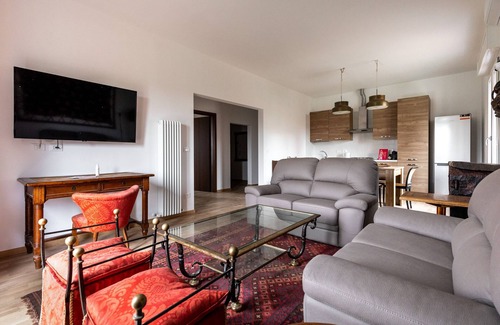 Province of Bologna House | Casa con giardino a Borgo Panigale