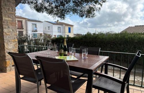 Torroella de Montgri House | Casa con Gran Jardín Privado y Piscina Comunitaria en Torroella de Montgrí - ES-323-44