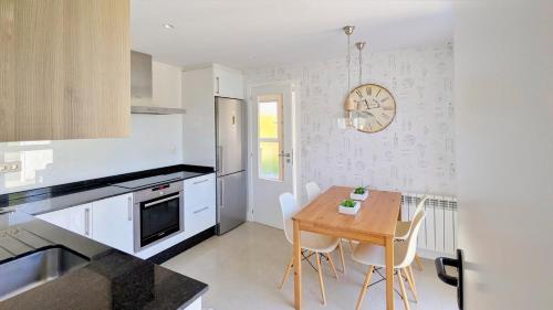 Ames House | Casa con piscina Riosar Santiago