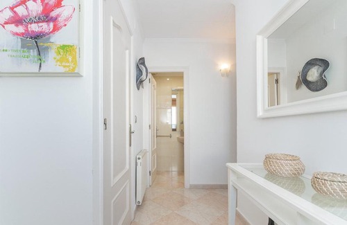 Pedrinya House | Casa con vista al canal