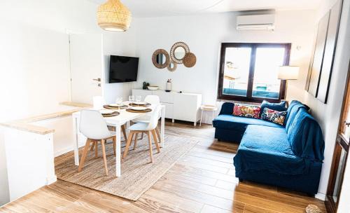 Giglio Porto House | Casa con vista mare e giardino privato