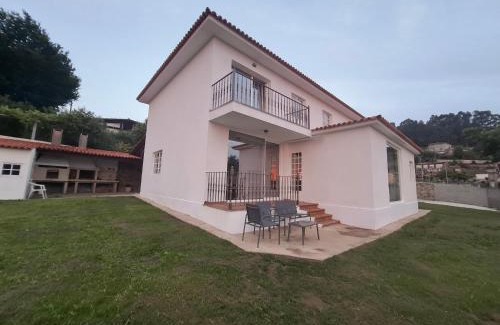 Pontevedra House | Casa con vistas al mar, campo y barbacoa