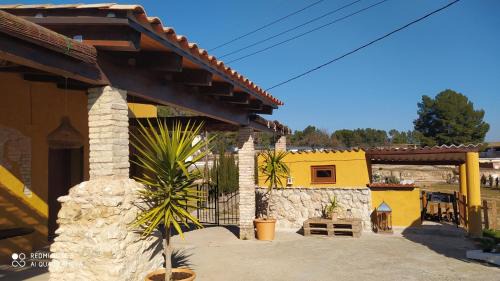 Mora d'Ebre Apartment | Casa con vistas, piscina y animales de granja, LA CASETA