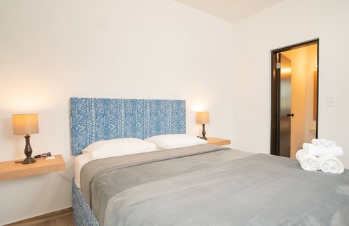 Condado Hotel | Casa Condado Hotel: Steps to Beach & Nightlife