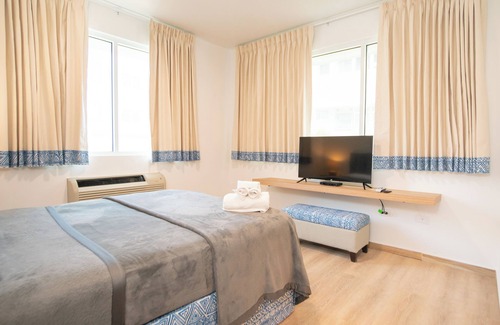 Condado Hotel | Casa Condado Hotel: Steps to Beach & Nightlife