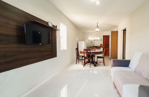 Arembepe House | Casa Confortável a 100 Metros da Praia