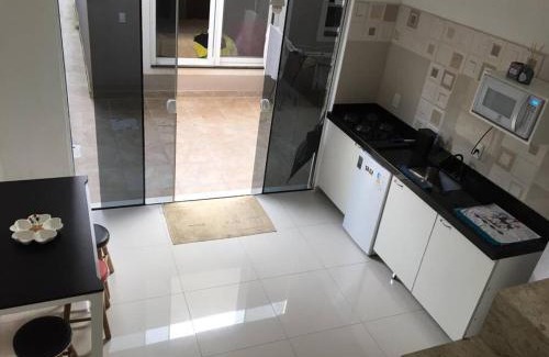 Mario Quintana Apartment | Casa confortável em condomínio