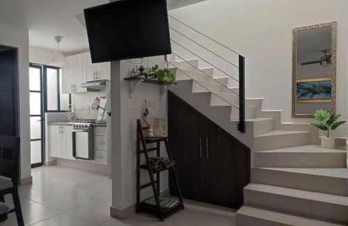 Leon House | Casa confort nueva Cerca de outlets y Hospital Regional