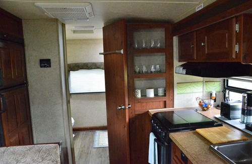 Pikeville House | Casa Coqui Camper, with WiFi, & AC, 3 miles from Falls Creek Falls State Park