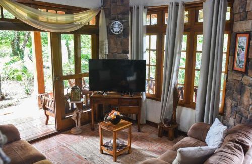 Santa Barbara Bed & Breakfast | Casa Cora Bed and Breakfast