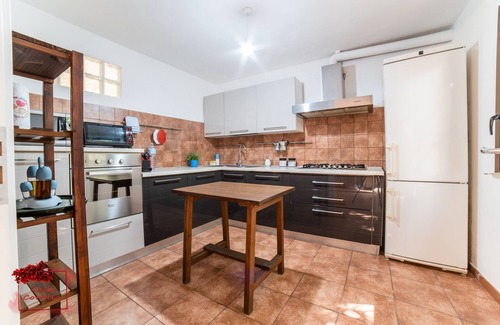 Baratili San Pietro Apartment | Casa Corallo - Three Bedroom Apartment, Sleeps 6