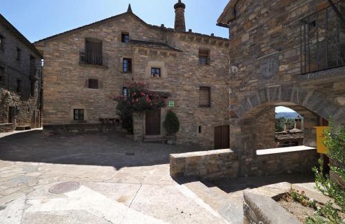 El Pueyo de Araguas House | Casa Coronas