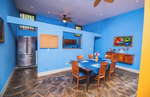 Aserradores House | Casa Corselli [Beachfront Home - great surf break]