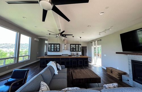 Bonsall Villa | Casa Coyote - Serene 3BR, 3.5 BTH retreat in Bonsall's rolling hills sleeps 6n