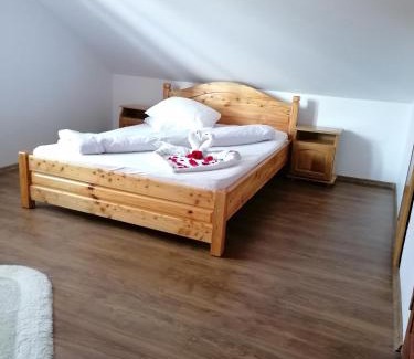 Poiana Marului House | Casa Cristalul Muntilor