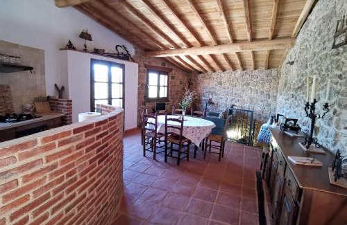 Miranda del Castanar House | Casa Cristina
