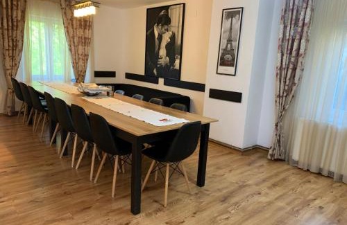 Cornu Villa | Casa cu Cires Breaza