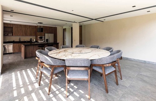 Valle de Bravo House | Casa Cundi – Contemporary Living in Nature