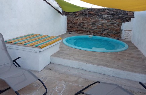 Mourao Apartment | Casa d`artes Verão e Inverno !