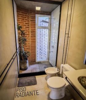 San Salvador de Jujuy House | Casa D, moderna de 2 habitaciones con jardín en barrio de profesionales