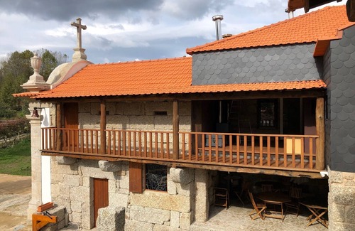 Casteloes Cottage | Casa do Outeiro - Roof Houses