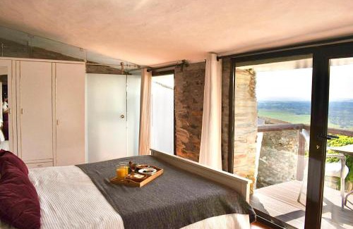 Monsaraz House | Casa D’ Santiago