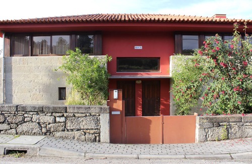 Tenoes Cottage | Casa da Bica - rustic house next to the Sanctuary of Bom Jesus
