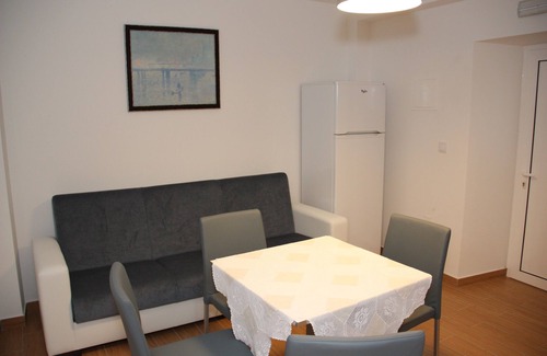 Almeida Condo | Casa da Camila