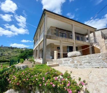 Mondim de Basto House | Casa da Carreira